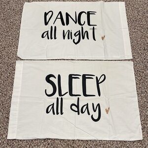 Pillow Cases (Standard - Set of 2)